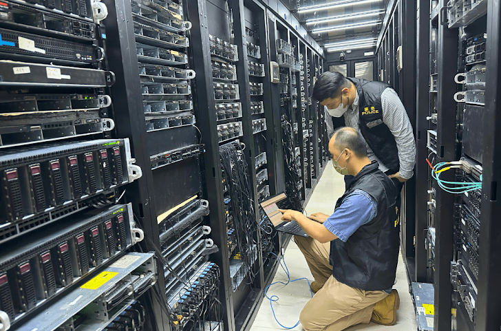 Malicious Servers