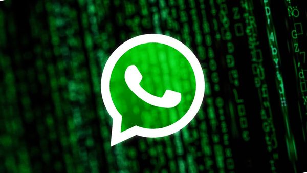 WhatsApp rolls out new feature that flags potential scam messages